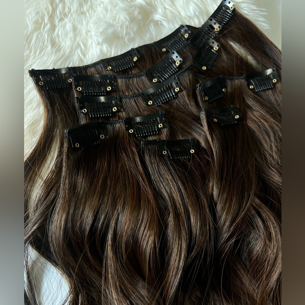 Human hair blend Copper Brown 22 In Clip in Hair Extensions - Picture 7 of 7